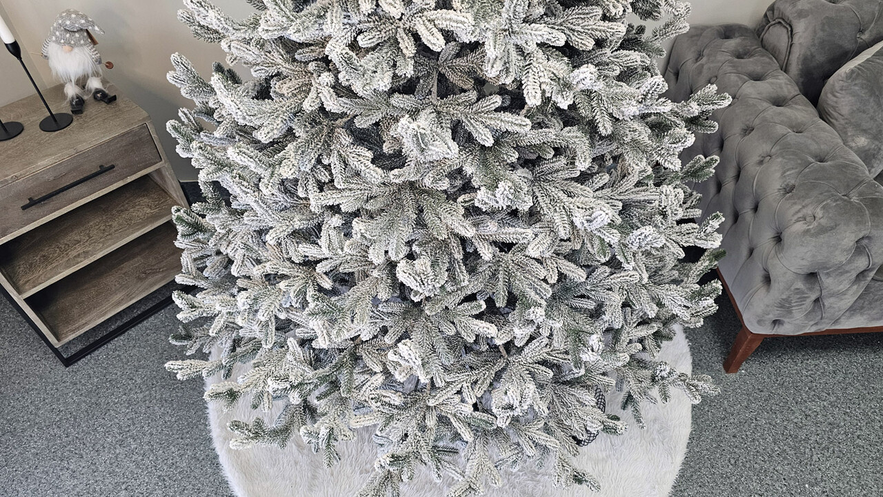 Brad artificial Christmas Deluxe by Sersimo, Viena nins, 3D, 230cm - imagine 17