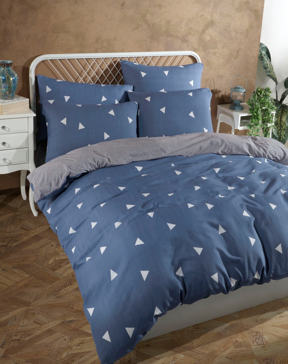 Lenjerie de pat dubla, Geometirk - Blue, Eponj Home, 65% bumbac/35% poliester