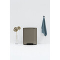Cos de gunoi cu pedala, Brabantia, Bo Pedal Platinum, 60 L, 36.3x54.1x65.2 cm, otel, gri inchis