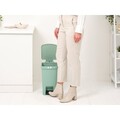 Cos de gunoi cu pedala, Brabantia, StepUp, 16 L, 29.6x22.3x41.1 cm, polipropilena, verde jad