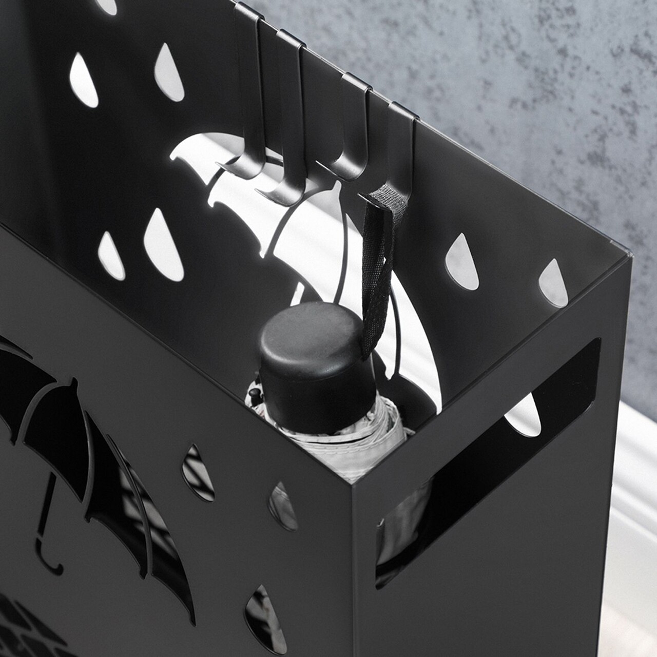 Suport pentru umbrele, Songmics, 28x12x41 cm, otel, negru - imagine 7