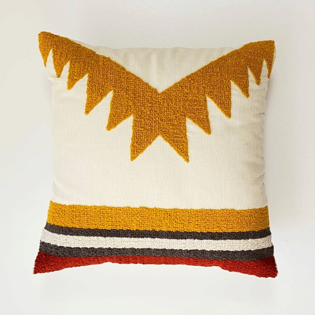 Perna, Sardes Punch Pillow With İnsert, 43x43 cm, Material: 20% in, 80% poliester, Muștar / Roșu / Gri închis - 1 | YEO