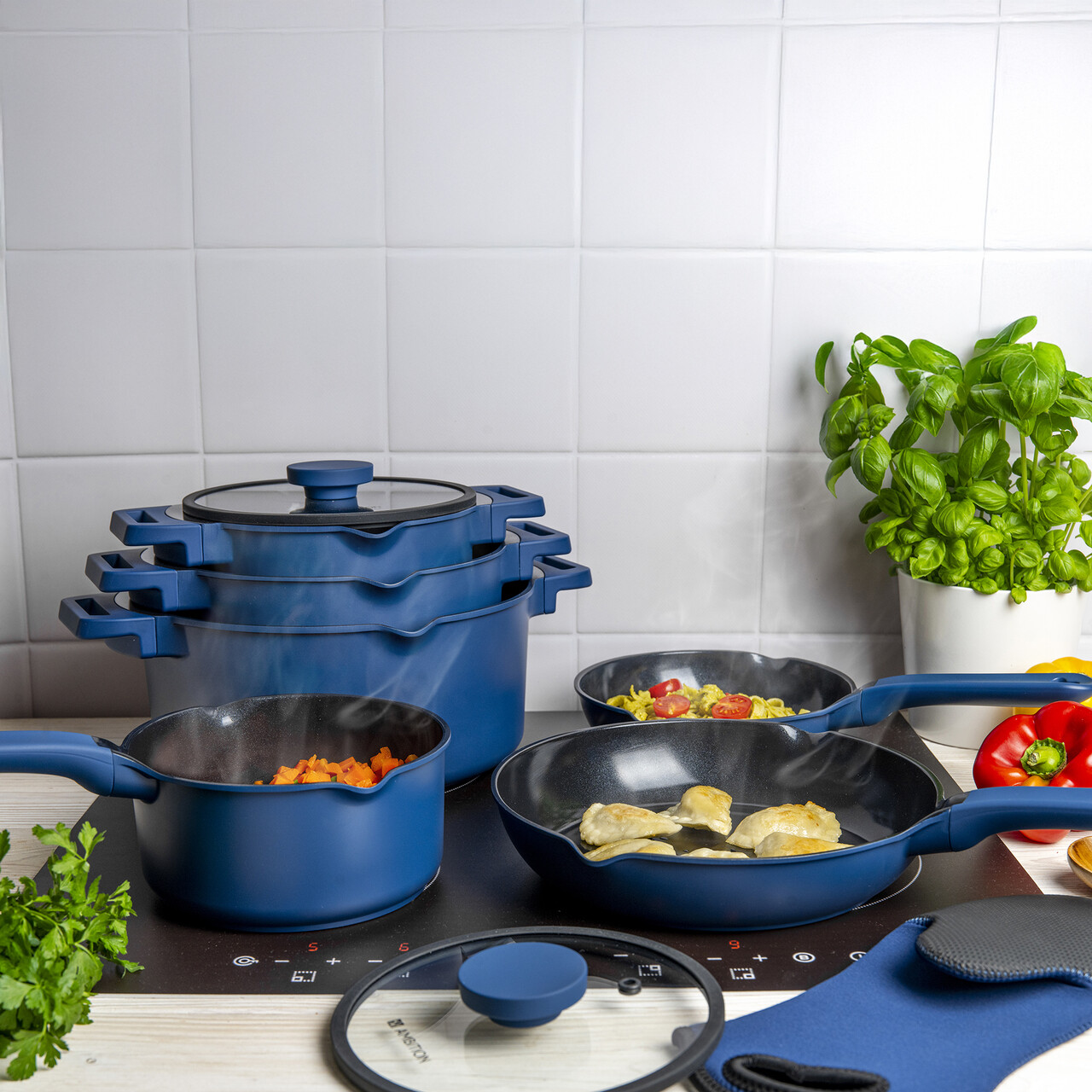 Oala cu capac Cobalt, Ambition, 24 cm, 4.7 L, aluminiu, bleumarin - imagine 4