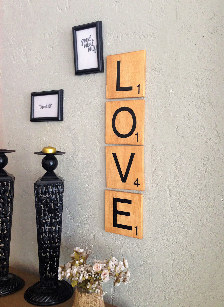 Decoratiune de perete, Scrabble Love , Placaj , Maro - 1 | YEO