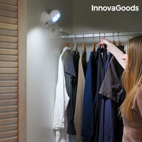Lampa LED cu senzor de miscare InnovaGoods, rotire 360º InnovaGoods