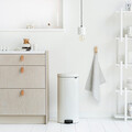 Cos de gunoi cu pedala, Brabantia, NewIcon, 30 L, 38x29.3x67.9 cm, otel, alb