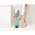 Cos de gunoi cu pedala, Brabantia, StepUp, 10 L, 26.5x20.3x38.1 cm, polipropilena, verde jad