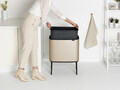 Cos de gunoi cu soft touch, Brabantia, Bo Touch Metallic, 36 L, 31.2x54x68 cm, otel, auriu