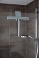 Racleta cu sistem de prindere, Wenko, Mola, 21 x 24.5 x 4 cm, inox/silicon, gri