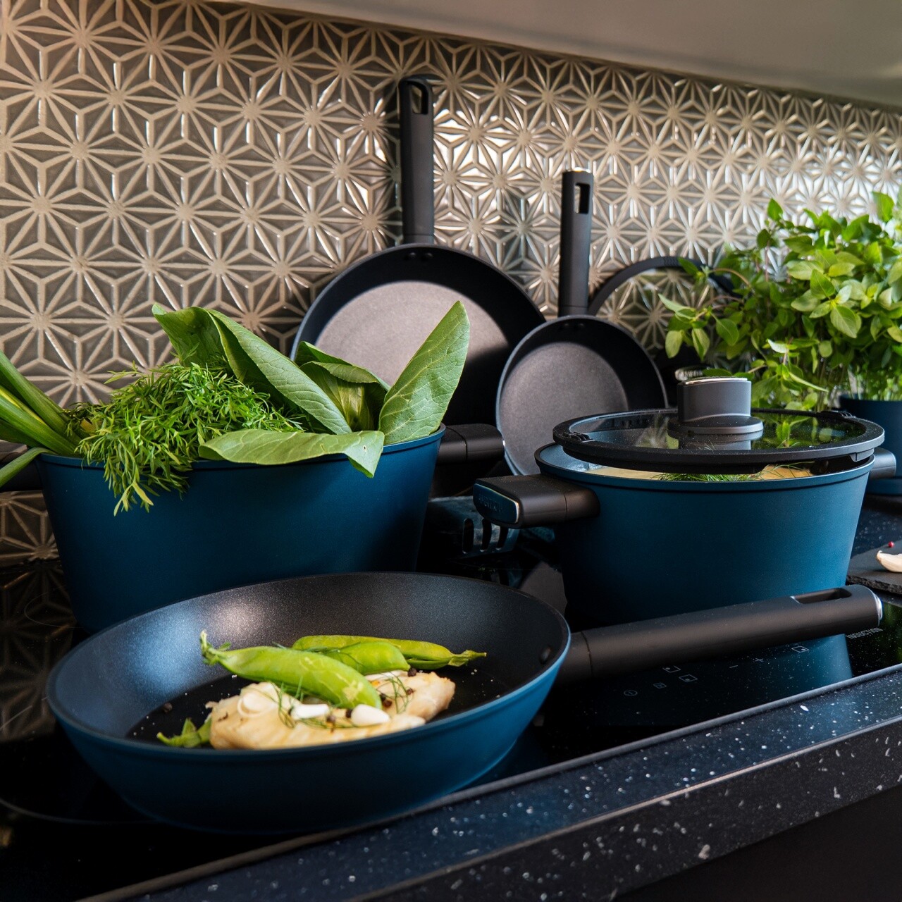 Oala cu capac Azzurro, Ambition, 28 cm, 6 L, aluminiu, albastru/negru - imagine 5